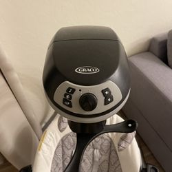 Graco baby swing 