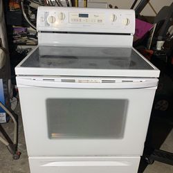 White Whirlpool Stove Oven