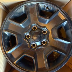 Jeep Gladiator Stock Wheels 