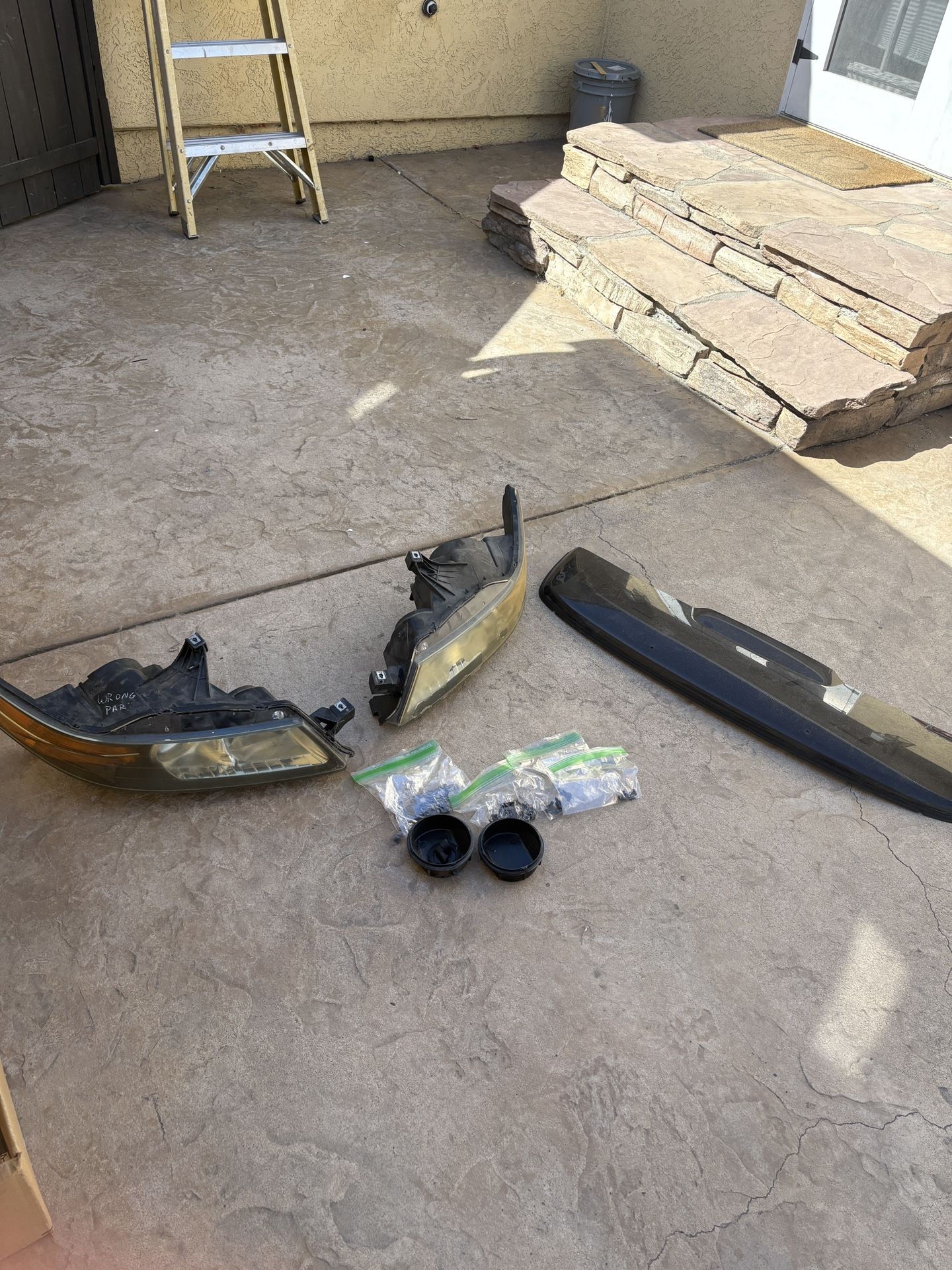 2006 Acura TL Headlights & Moonroof Deflector