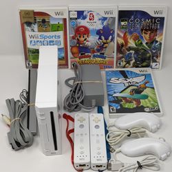 Nintendo Wii Bundle with 4 Games & Accessories