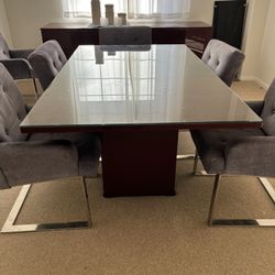 Expandable Table + Cabinet 