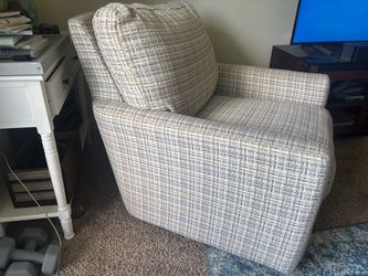 Gently Used Swivel Glider Chair