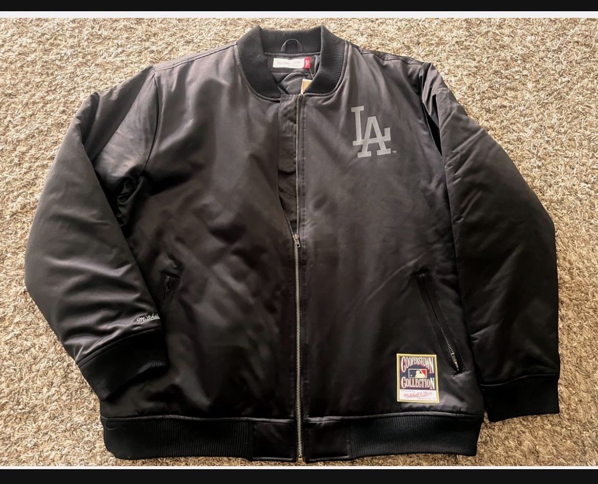 Dodgers Jacket //Mitchell & Ness Men’s 2XL 2024 Los Angeles Dodgers Bomber Jacket