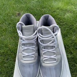 Jordan 11 - Cool Grey, Size 12 - good condition 