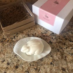 French Milled Rose Scented NWT Bunny Shaped Soap