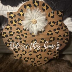 Cute leopard wall decoration