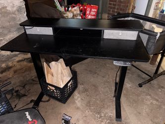 Adjustable Standing Desk