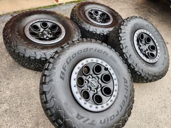 17" fird raptor factory beadlock capable wheels and tires new