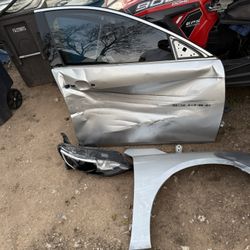 Passengers Door Fender And Headlight  Chevy Malibu 16-24