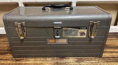 Sears Craftsman Mechanic’s Tool Box with tray - VINTAGE