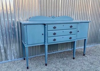 Beautiful Console , Buffet or Tv stand
