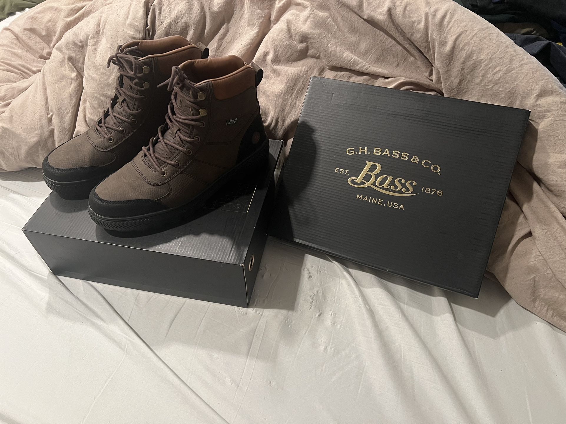 10.5 Bass Boots For Men