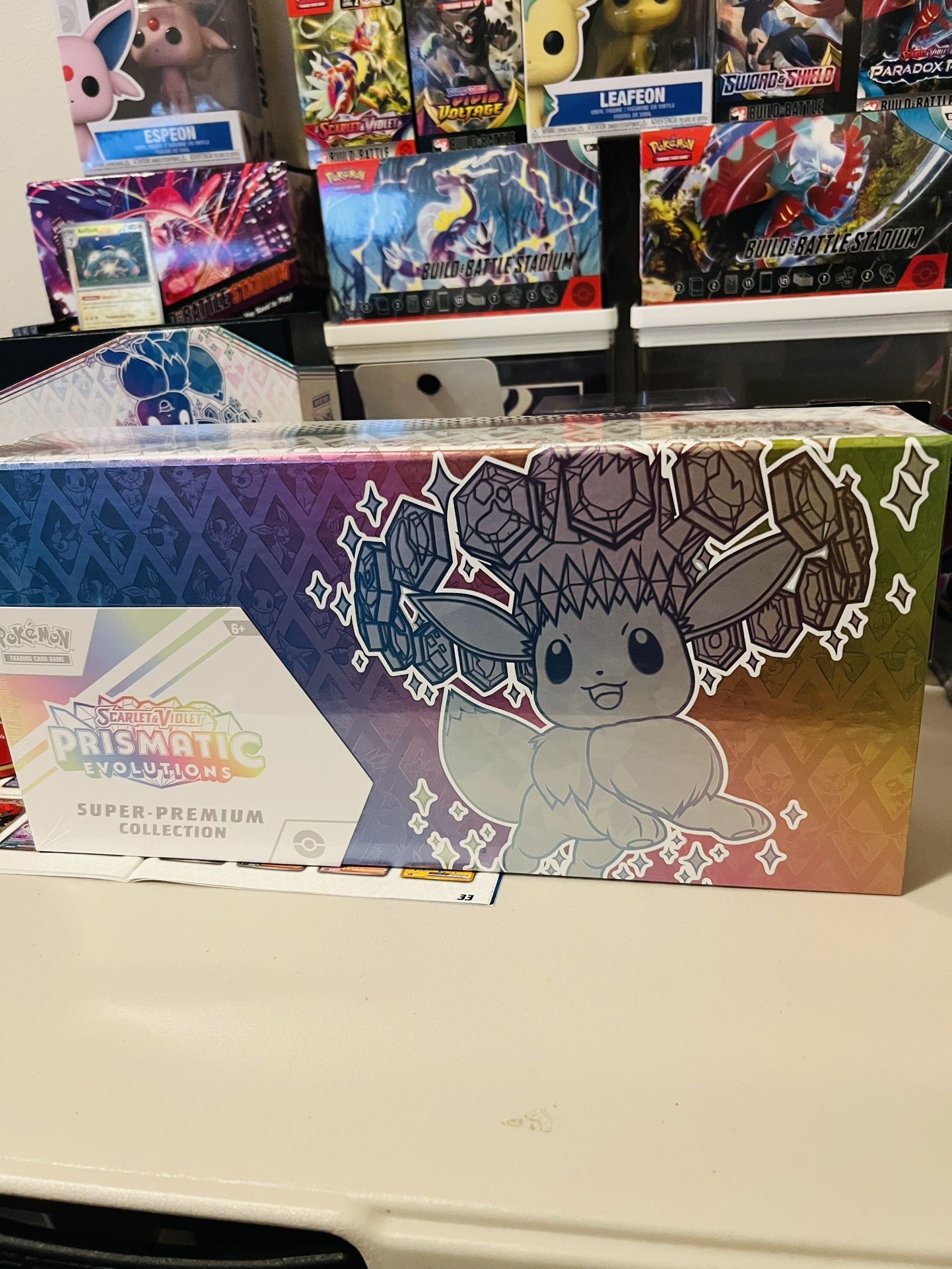Pokemon Prismatic Evolutions Super Premium Collection