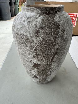 Mayomajo Artisan Handcrafted Ceramic Vase