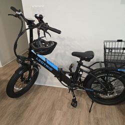 LECTRIC XP Step-Thru 3.0 Black Long-Range