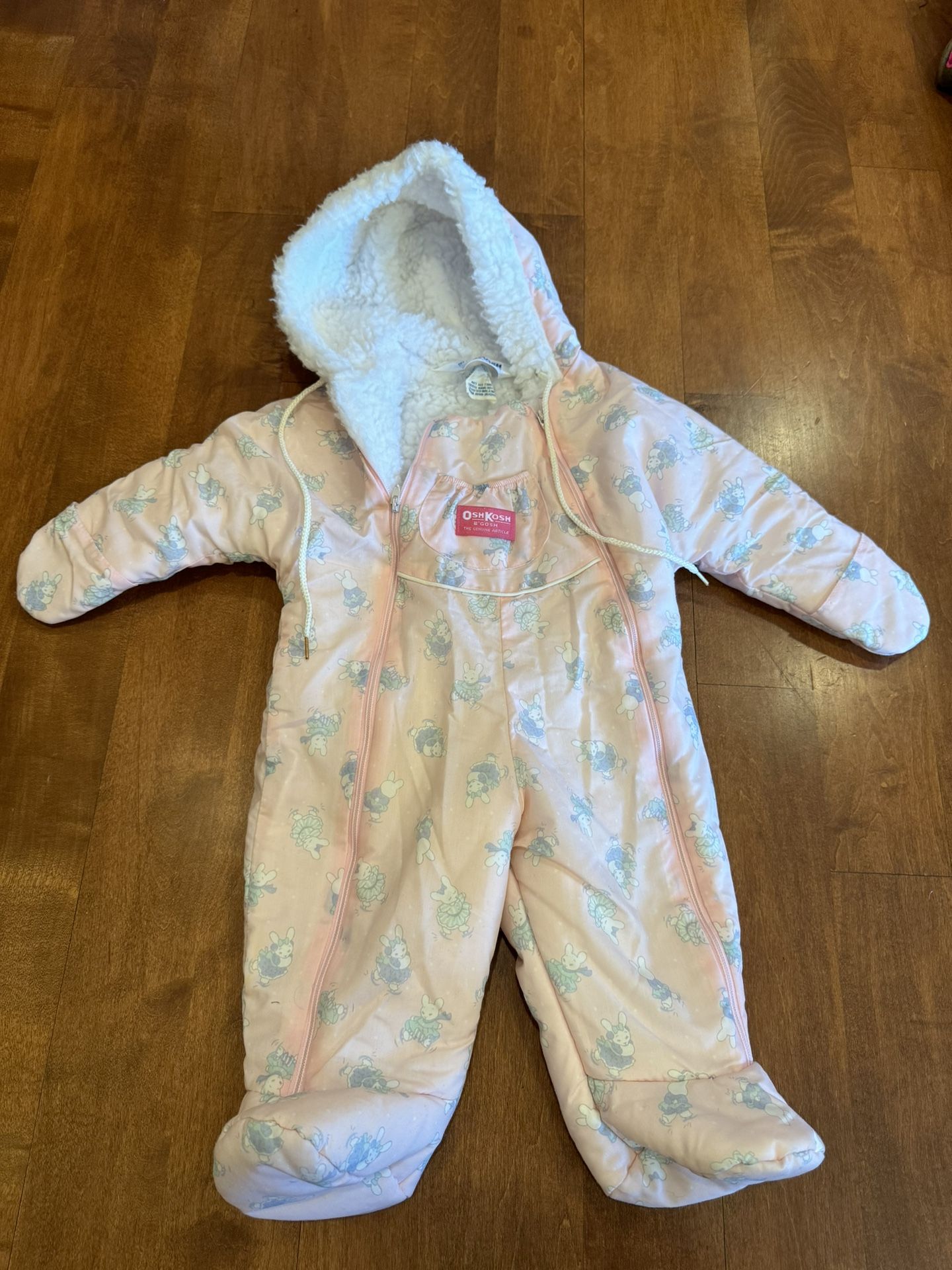 Vintage Oshkosh, Baby Snowsuit Shipping Available