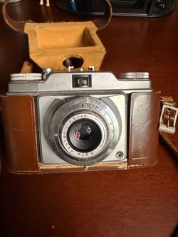 vintage Agfa Silette Pronto 35mm camera,