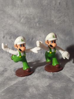 Fire Luigi Nintendo Figure Lot of 2