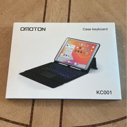 Omoton  Case Keyboard for Ipad 10.5 Inch 8th Generation