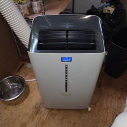 Idylis Air Conditioner 10000 BTUs Works Good About To Put In Central Ac 