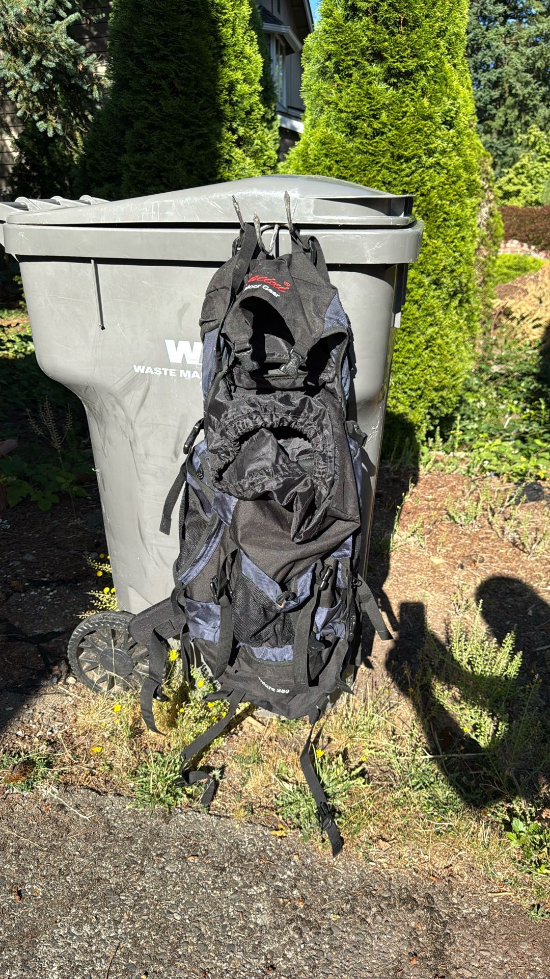 Racciui Backpack