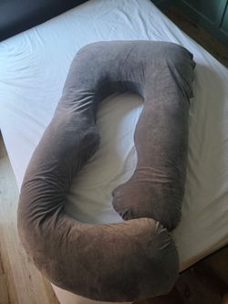 Body pillow 5 bucks