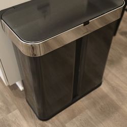 Simplehuman Rectangular Sensor Can