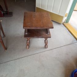 End Table 18by18 Inch 23inch Tall