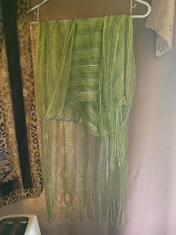 A Nice New Sexy Woman's Green Scarf