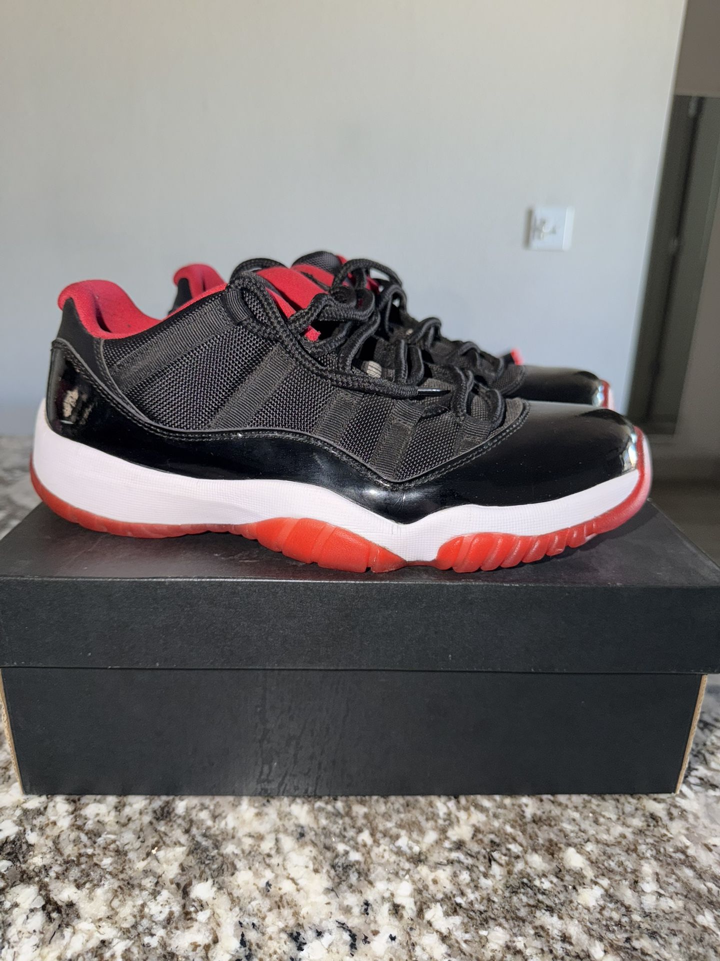 Air Jordan 11 Retro Low