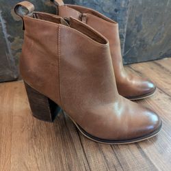 Nordstroms BP Brown Ankle Booties with Block Heel