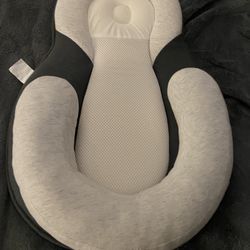 Anti- Flip Baby Pillow