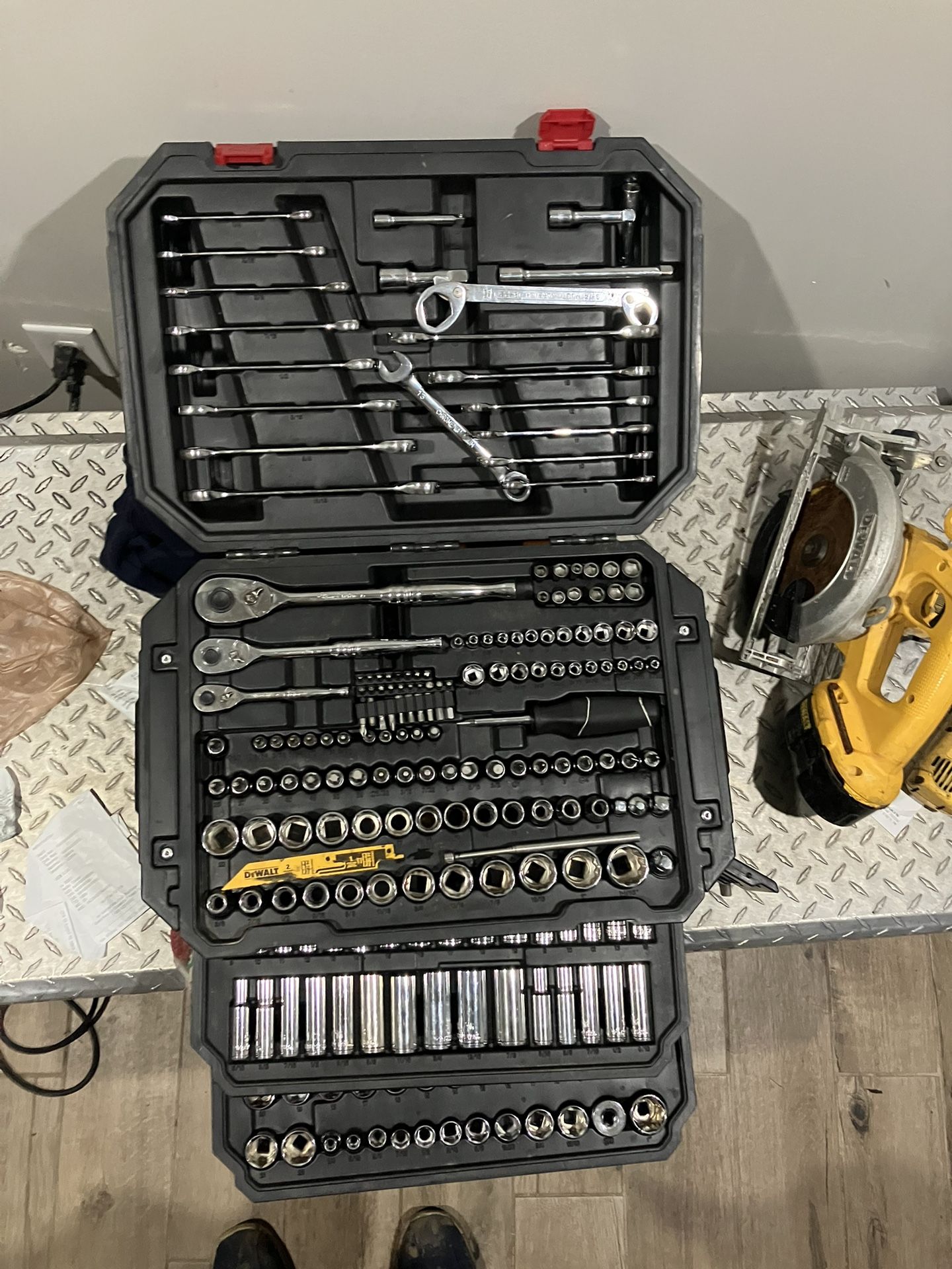Husky 340 Piece Tool Set