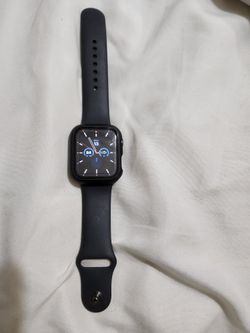 SE 44mm SG Apple Watch