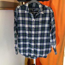 Gap men’s size extra large plaid, long sleeve button down shirt, size XL