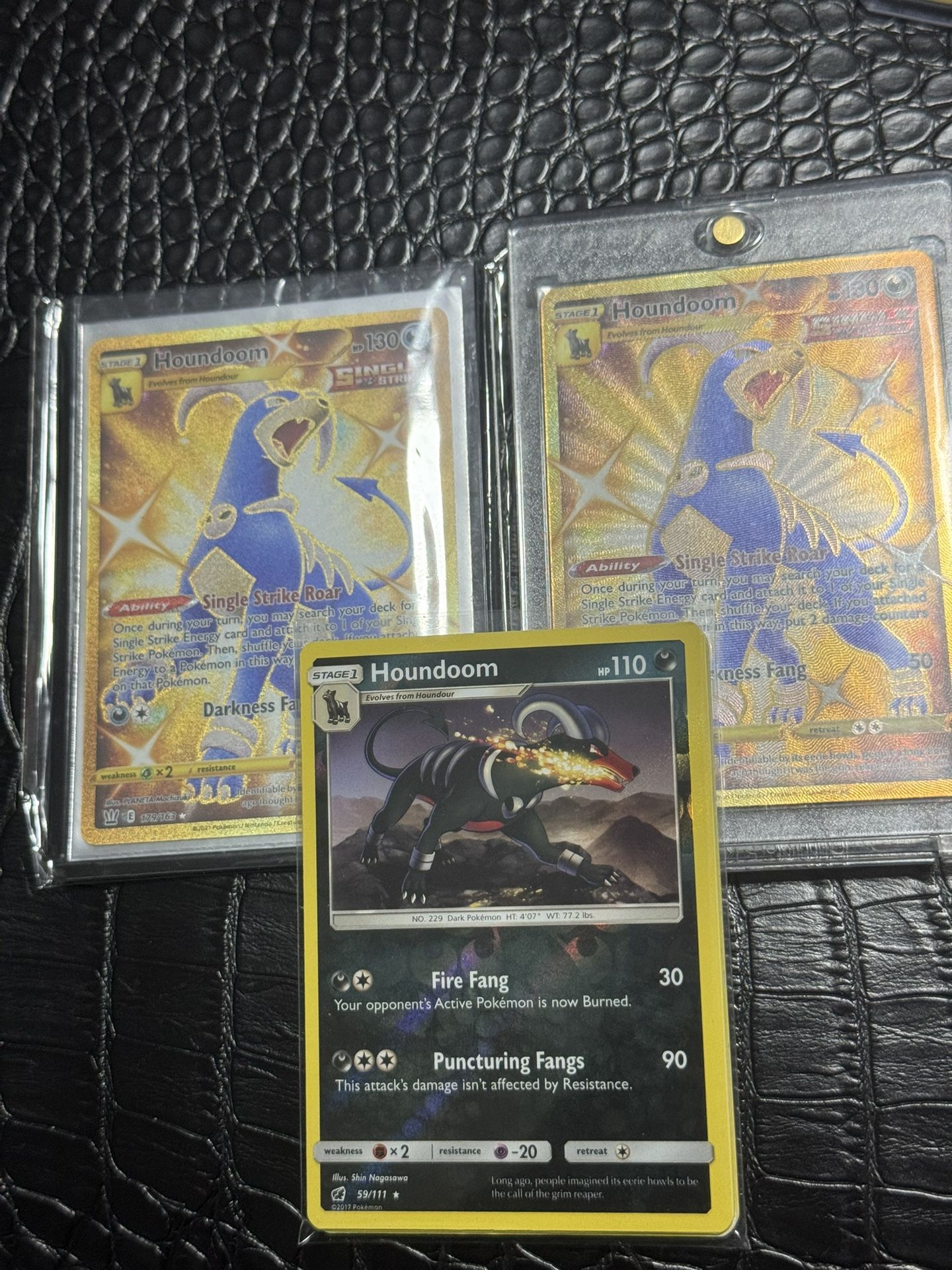 RARE PÒKEMON COLLECTION HOUNDOOM SET