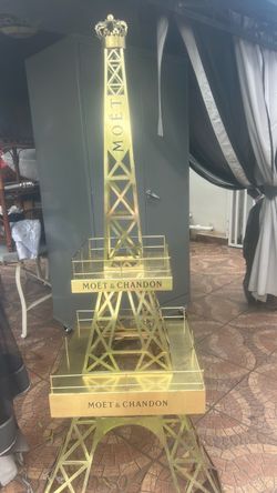 Moet&chandon stand