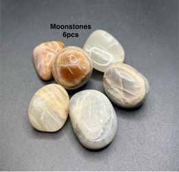 Moonstone polished stones 6 pcs 79.5g Total