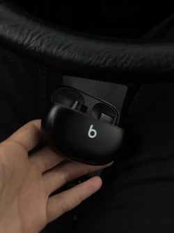 Beats Studio Earbuds