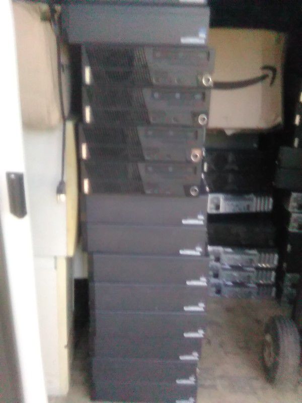 Lot of 10 Lenovo i3 Desktops 