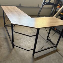 Corner Computer/Desk