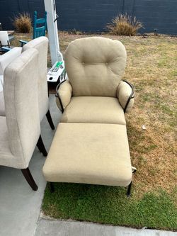 Ow Lee outdoor chaise 350