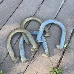 Steel Horseshoe Game 4 Pieces Ad Shown 