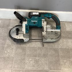 Makita XBP02 Cordless Band Saw With 18v Battery No Charger