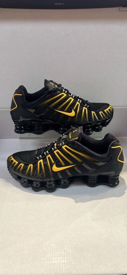 NIKE SHOX TL “UNIVERSITY GOLD”