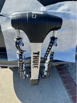 Thule 5bikes  hitch carrier  come with  2 lock and2 keys