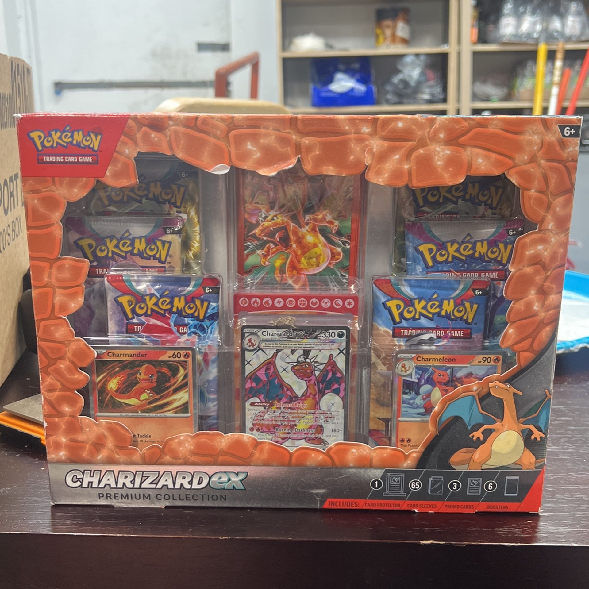 Charizard Premium Collection Box