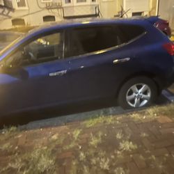 Nissan Roque 2010