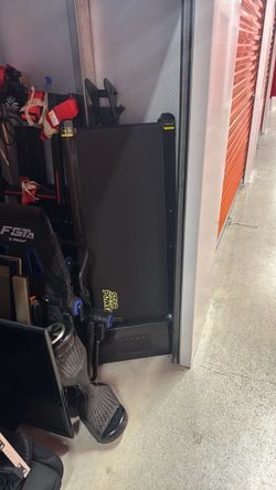 Under desk treadmill